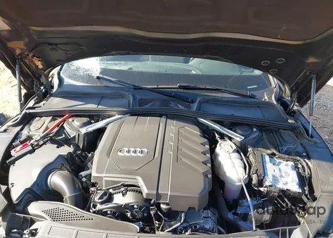 2024 Audi A5 Sportback Premium 45 Tfsi S Line Quattro S Tronic z USA, uszkodzony, nr VIN WAUDACF50RA058567